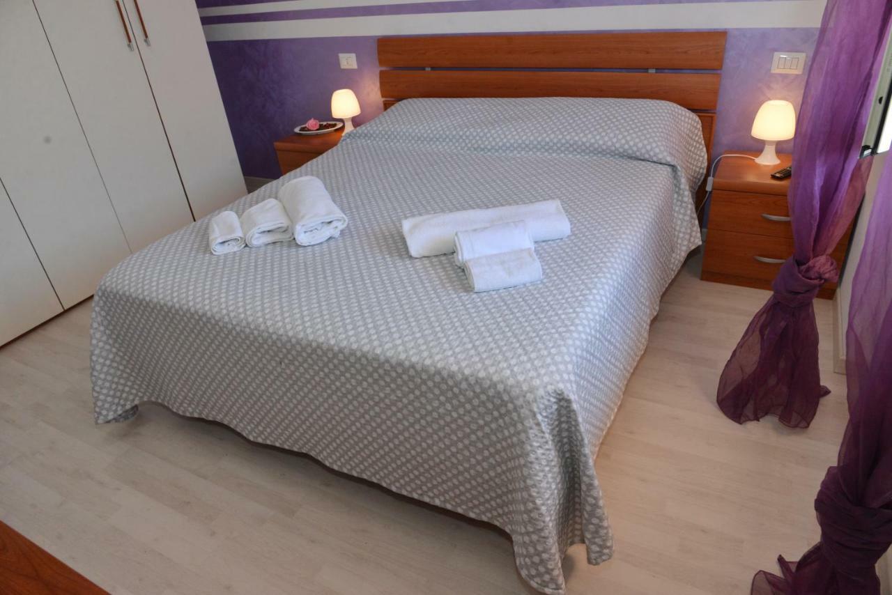 I Villini Affittacamere Fiumicino Buitenkant foto