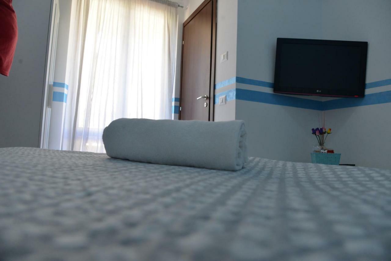 I Villini Affittacamere Fiumicino Buitenkant foto