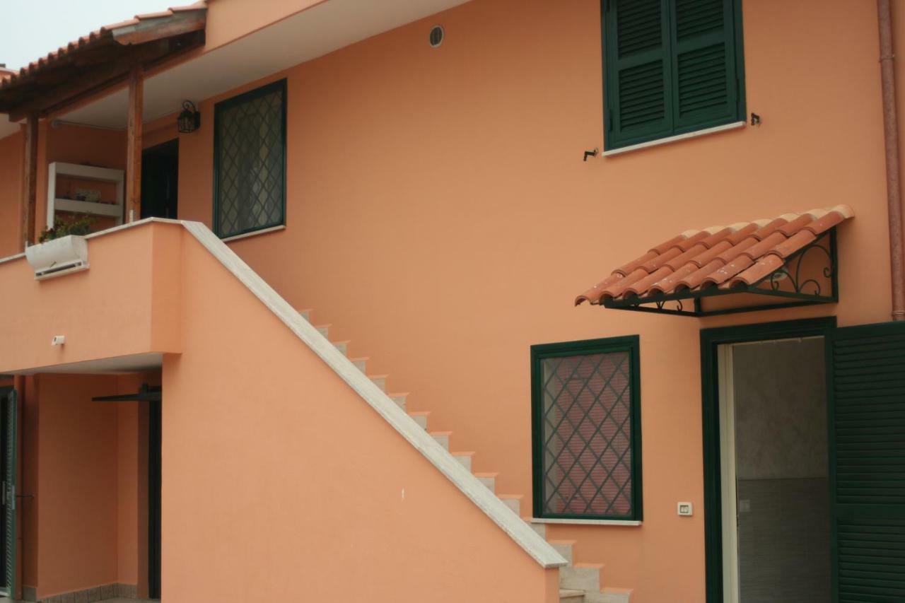 I Villini Affittacamere Fiumicino Buitenkant foto